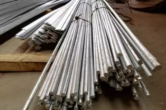 Круг оцинкованный фото продукции со склада